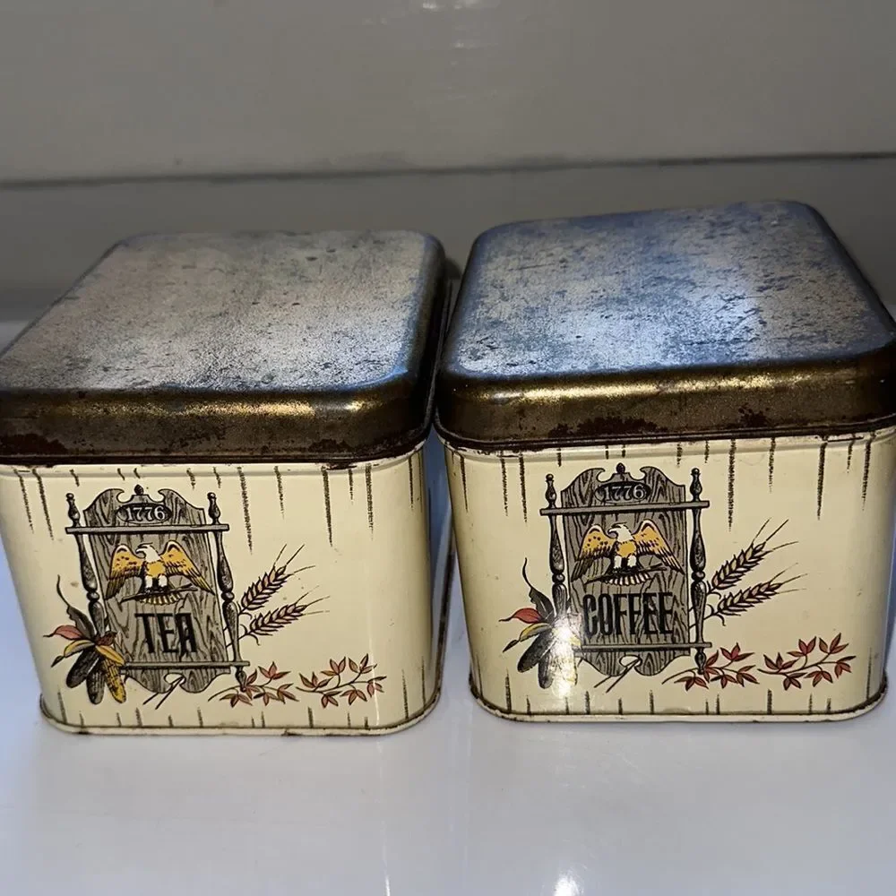 Vintage mid century‎ Cheinco Housewares 1776 off white metal canister set